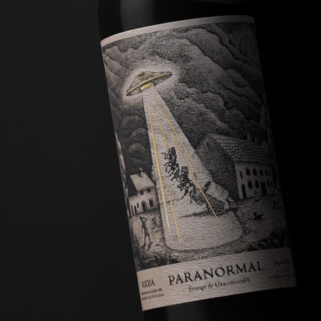 Diseño de etiqueta de vino Paranormal