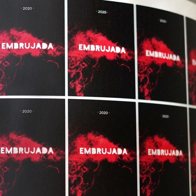 Impresión de etiqueta de vino Embrujada