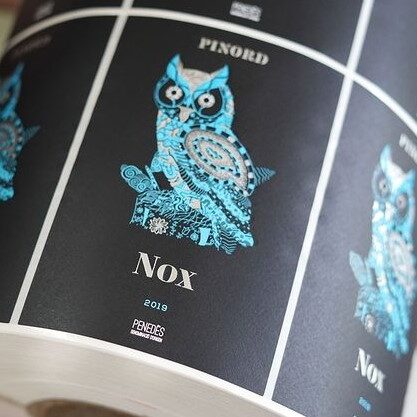 Impresión de etiqueta de vino Nox