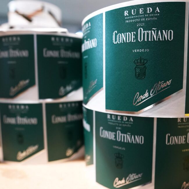 Impresión de etiquetas de vino Conde Otiñano